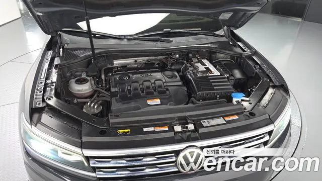 Volkswagen Tiguan 2018 thumb 5