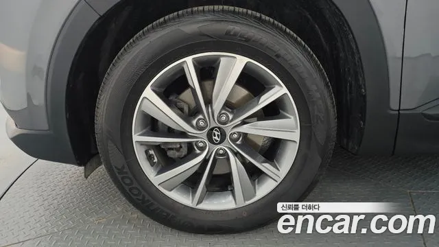 Hyundai Santa Fe 2019 thumb 5