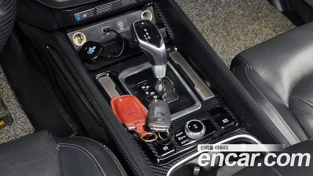 KG_Mobility_Ssangyong Rexton 2018 thumb 8