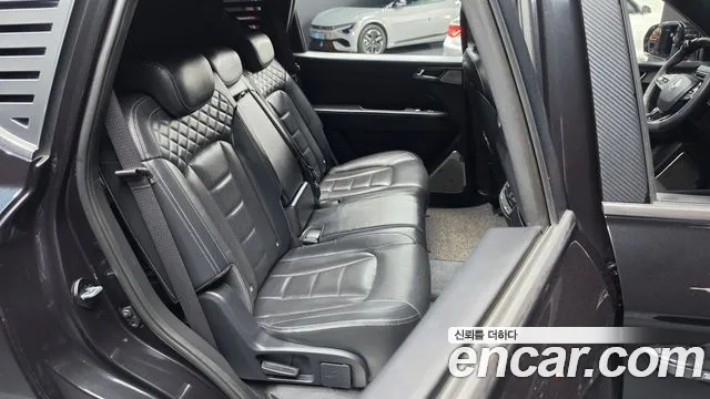 KG_Mobility_Ssangyong Rexton 2018 thumb 11