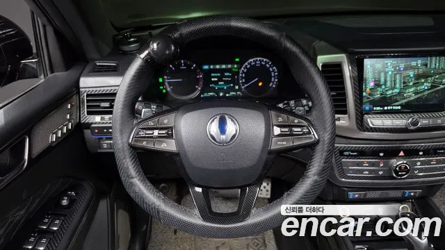 KG_Mobility_Ssangyong Rexton 2018 thumb 12
