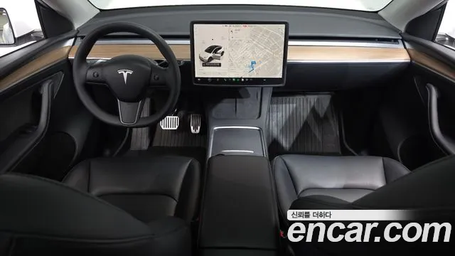 Tesla Model Y 2024 thumb 7