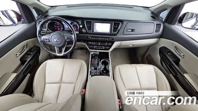 Kia Carnival 2019 thumb 7