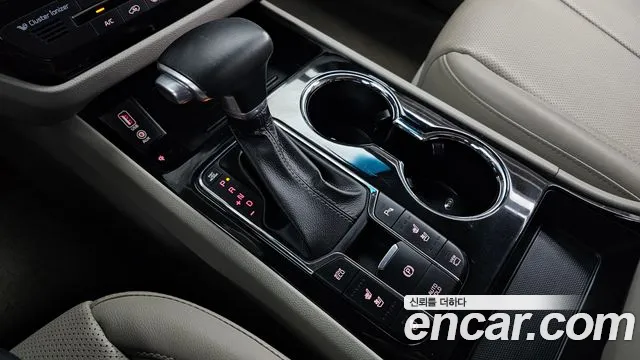 Kia Carnival 2019 thumb 9