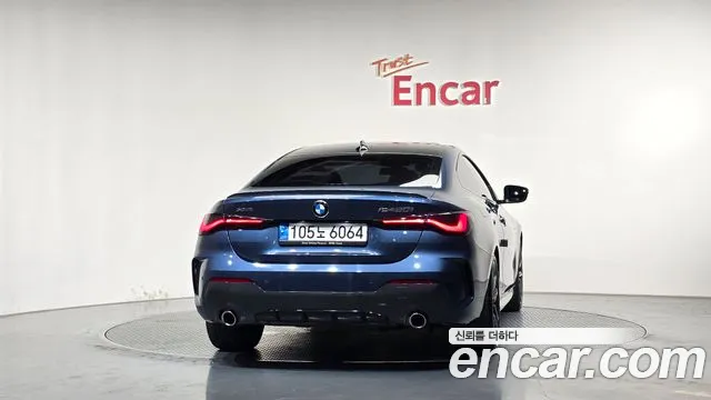 BMW 4-Series 2022 thumb 3