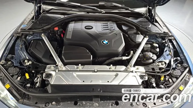 BMW 4-Series 2022 thumb 5