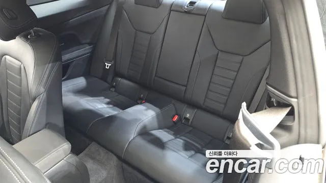 BMW 4-Series 2022 thumb 10