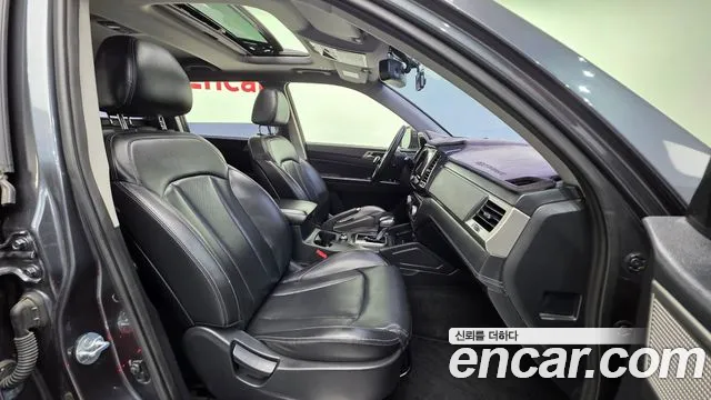 KG_Mobility_Ssangyong Rexton 2018 thumb 10