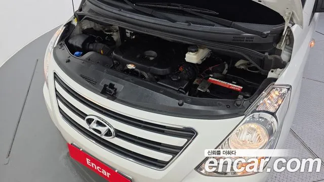 Hyundai Starex 2017 thumb 5