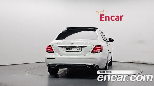 Mercedes-Benz E-Класс 2019 thumb 4
