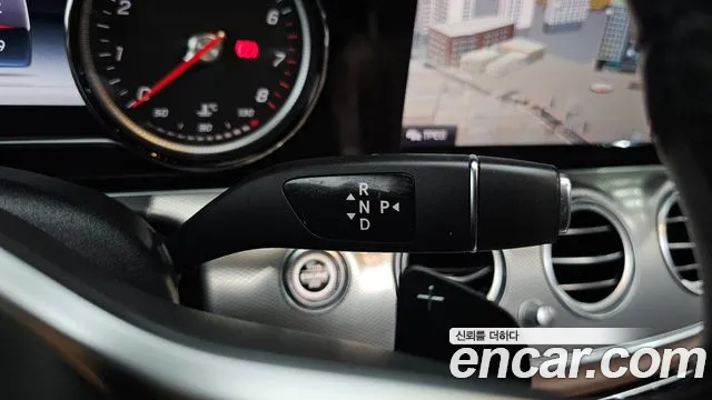 Mercedes-Benz E-Класс 2019 thumb 9