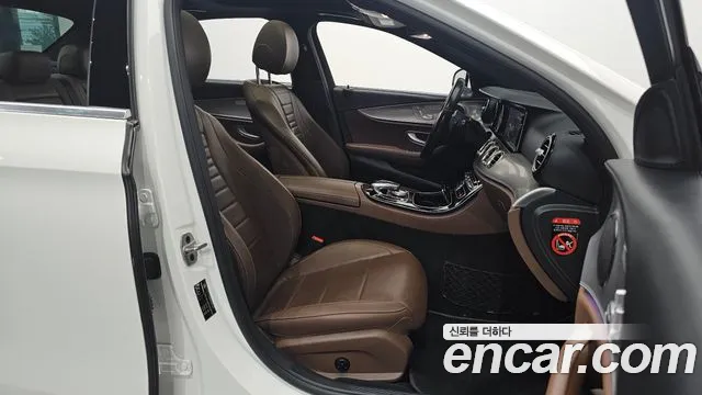 Mercedes-Benz E-Класс 2019 thumb 10
