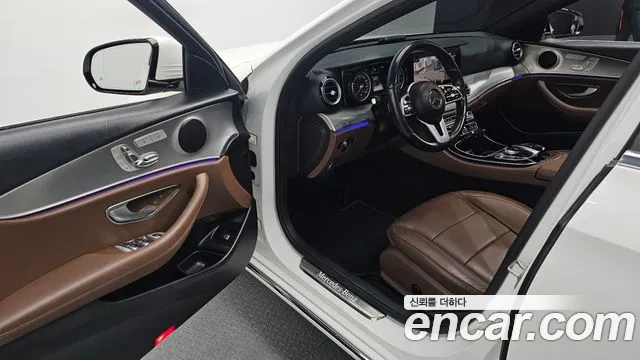 Mercedes-Benz E-Класс 2019 thumb 11