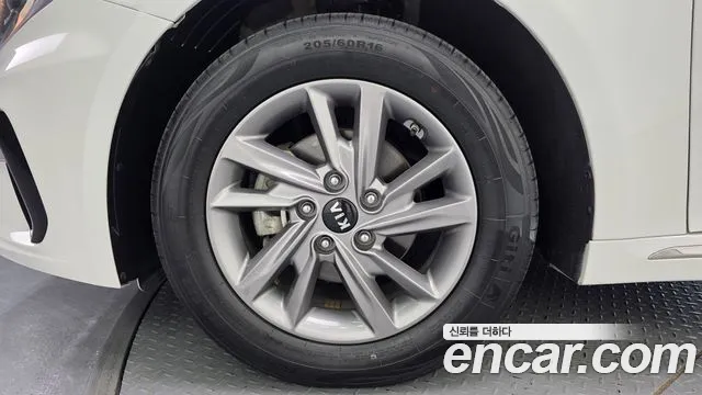Kia K5 2019 thumb 5