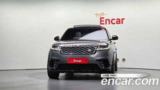 Land Rover Range Rover Velar 2017 thumb 3