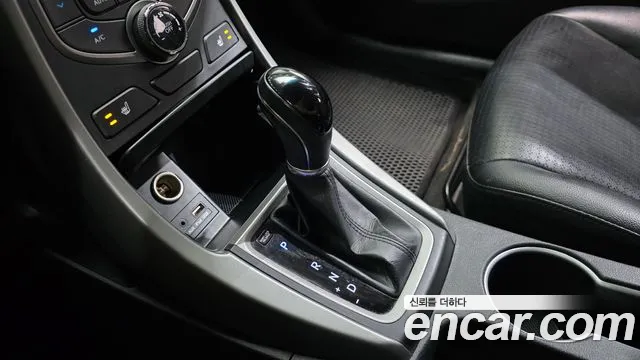 Hyundai Avante 2014 thumb 9