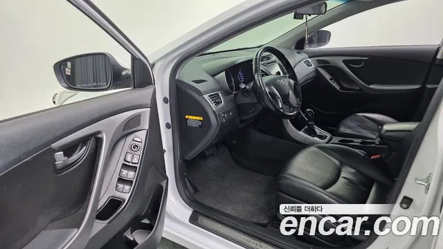 Hyundai Avante 2014 thumb 11