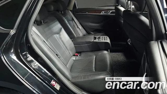 Hyundai Genesis 2016 thumb 11