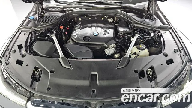 BMW Gran Turismo 2021 thumb 5