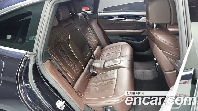 BMW Gran Turismo 2021 thumb 10