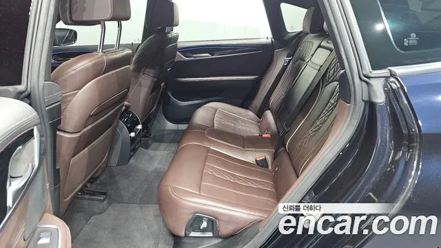 BMW Gran Turismo 2021 thumb 11