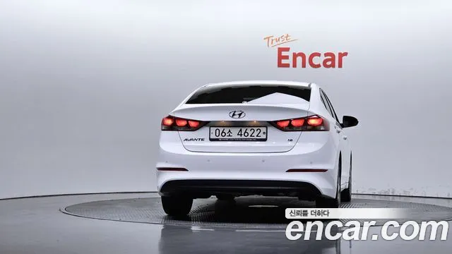 Hyundai Avante 2017 thumb 4
