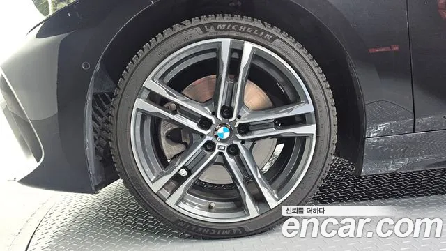 BMW 1-Series 2021 thumb 5