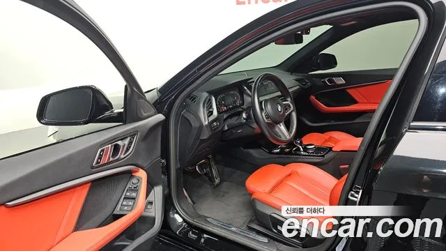 BMW 1-Series 2021 thumb 10