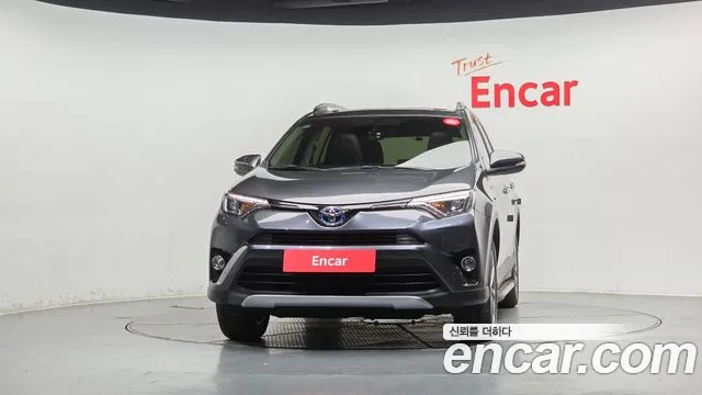 Toyota RAV4 2018 thumb 3