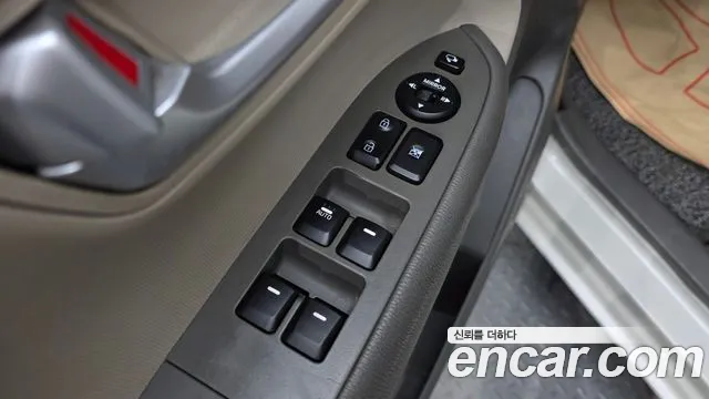 Kia Ray 2012 thumb 12
