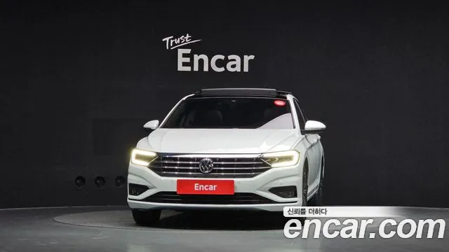 Volkswagen Jetta 2021 thumb 3
