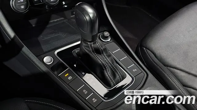 Volkswagen Jetta 2021 thumb 9