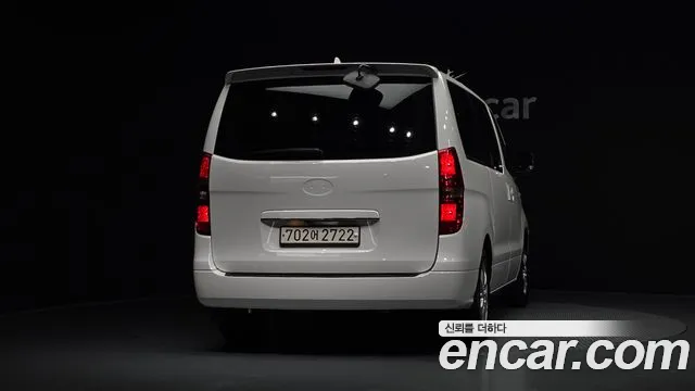 Hyundai Starex 2018 thumb 4