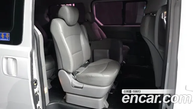 Hyundai Starex 2018 thumb 12