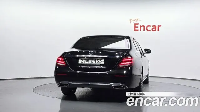 Mercedes-Benz E-Класс 2019 thumb 3