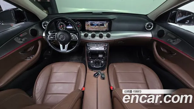 Mercedes-Benz E-Класс 2019 thumb 6