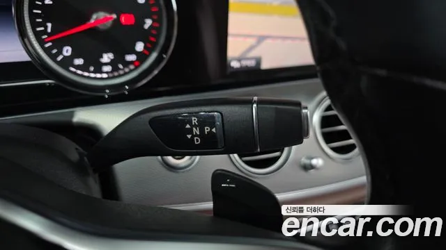 Mercedes-Benz E-Класс 2019 thumb 8