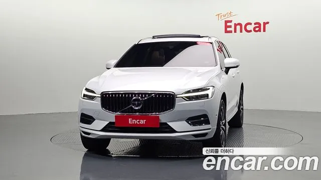 Volvo XC60 2021 thumb 2