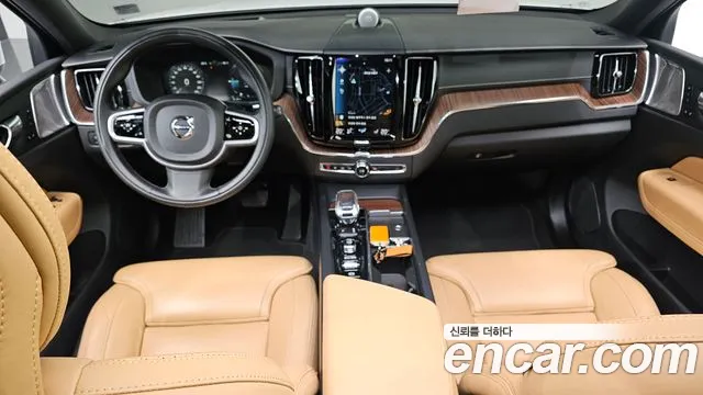 Volvo XC60 2021 thumb 6