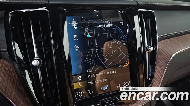 Volvo XC60 2021 thumb 12