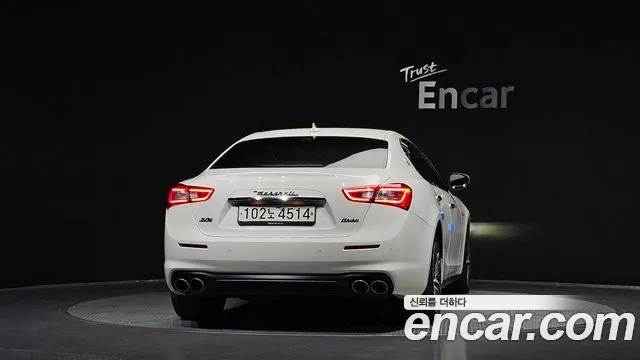 Maserati Ghibli 2020 thumb 4