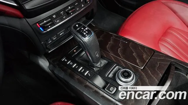 Maserati Ghibli 2020 thumb 9