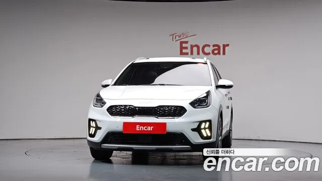 Kia Niro 2021 thumb 3