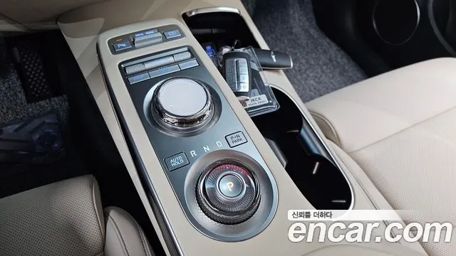Genesis GV70 2023 thumb 8