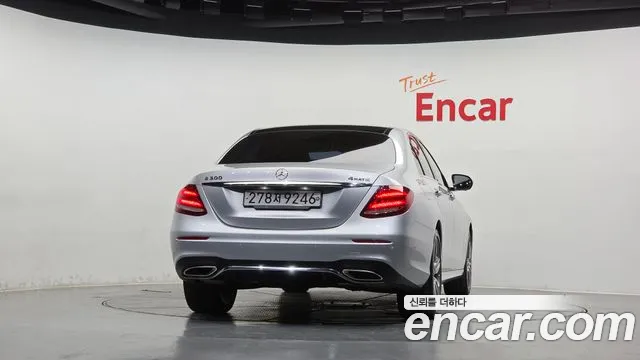 Mercedes-Benz E-Класс 2019 thumb 4