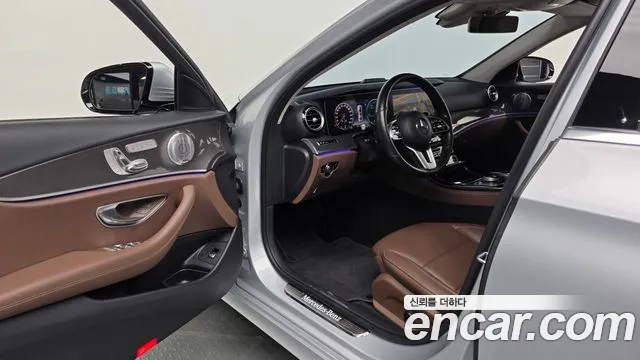 Mercedes-Benz E-Класс 2019 thumb 10
