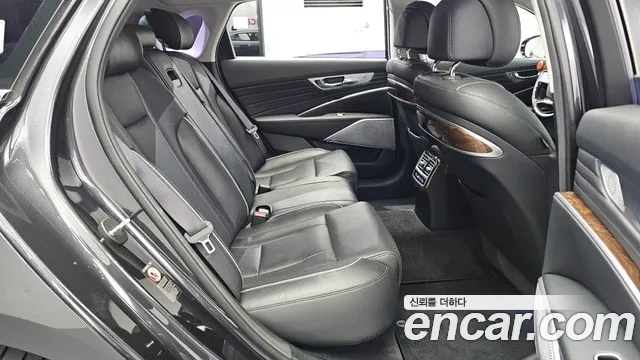 Kia K9 2018 thumb 11