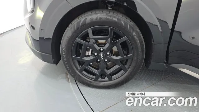 Kia Carnival 2025 thumb 4
