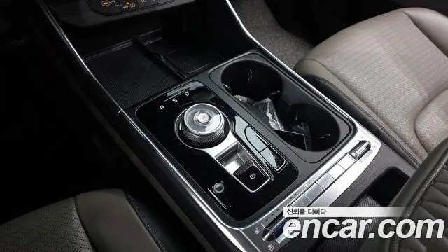 Kia Carnival 2025 thumb 8