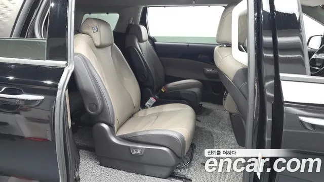 Kia Carnival 2025 thumb 10